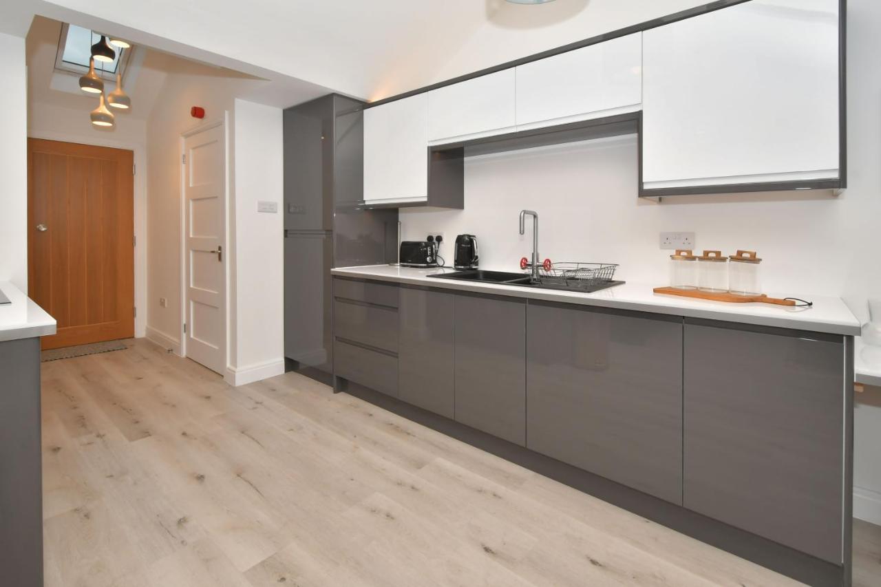 Antrobus Deluxe Apartments By Yourstays - 1 Bedroom Luxury Apartments In Congleton Esterno foto